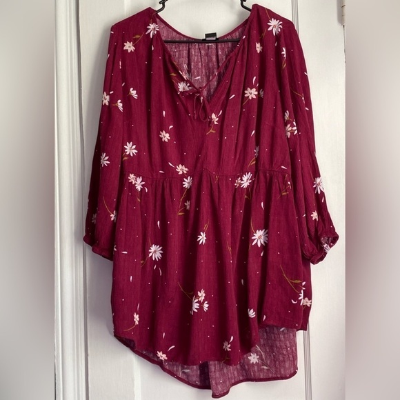Torrid Babydoll Floral Daisy Blouse Top, Size: 2X - Picture 2 of 9